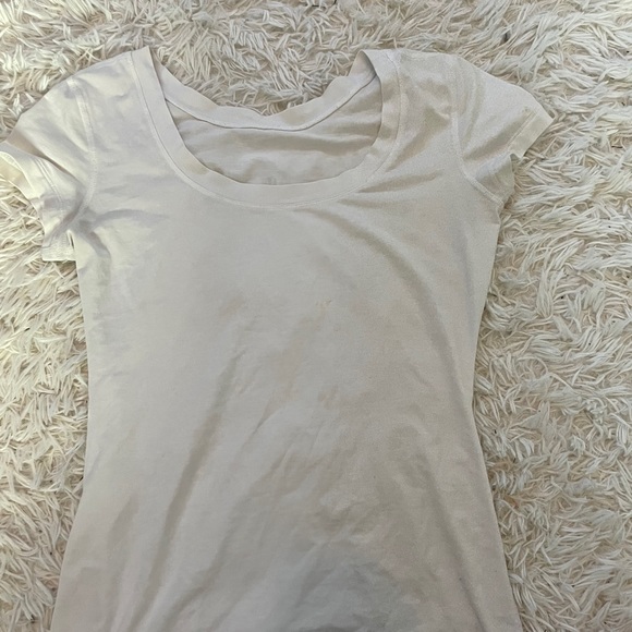Lululemon shirt - Picture 2 of 2